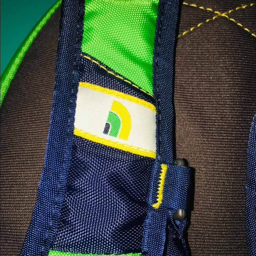 North face - Picture 5 of 6